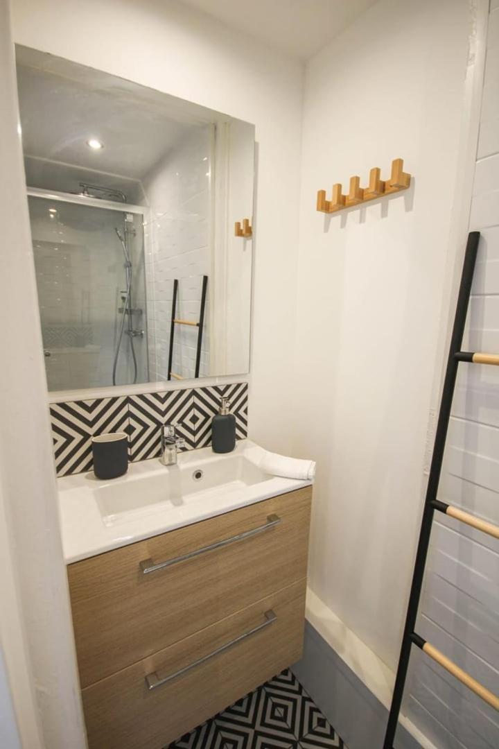 Fully-Equipped Apartment In City Center + Parking Rijsel Buitenkant foto